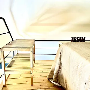 https://la-mansarda-di-nemi.sicilyhotelsitaly.net
